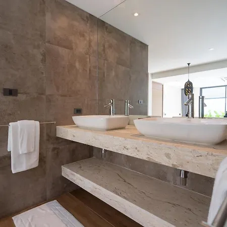 Labriz Ocean Villa - Tropical Modern Living Phuket Exterior photo